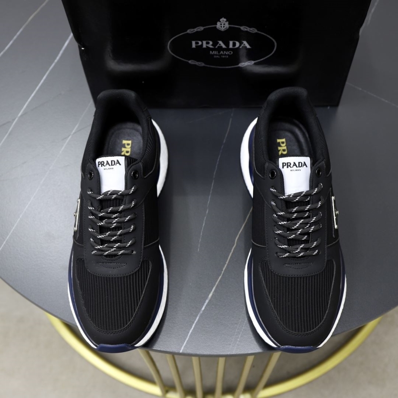 Pra*a casual shoes